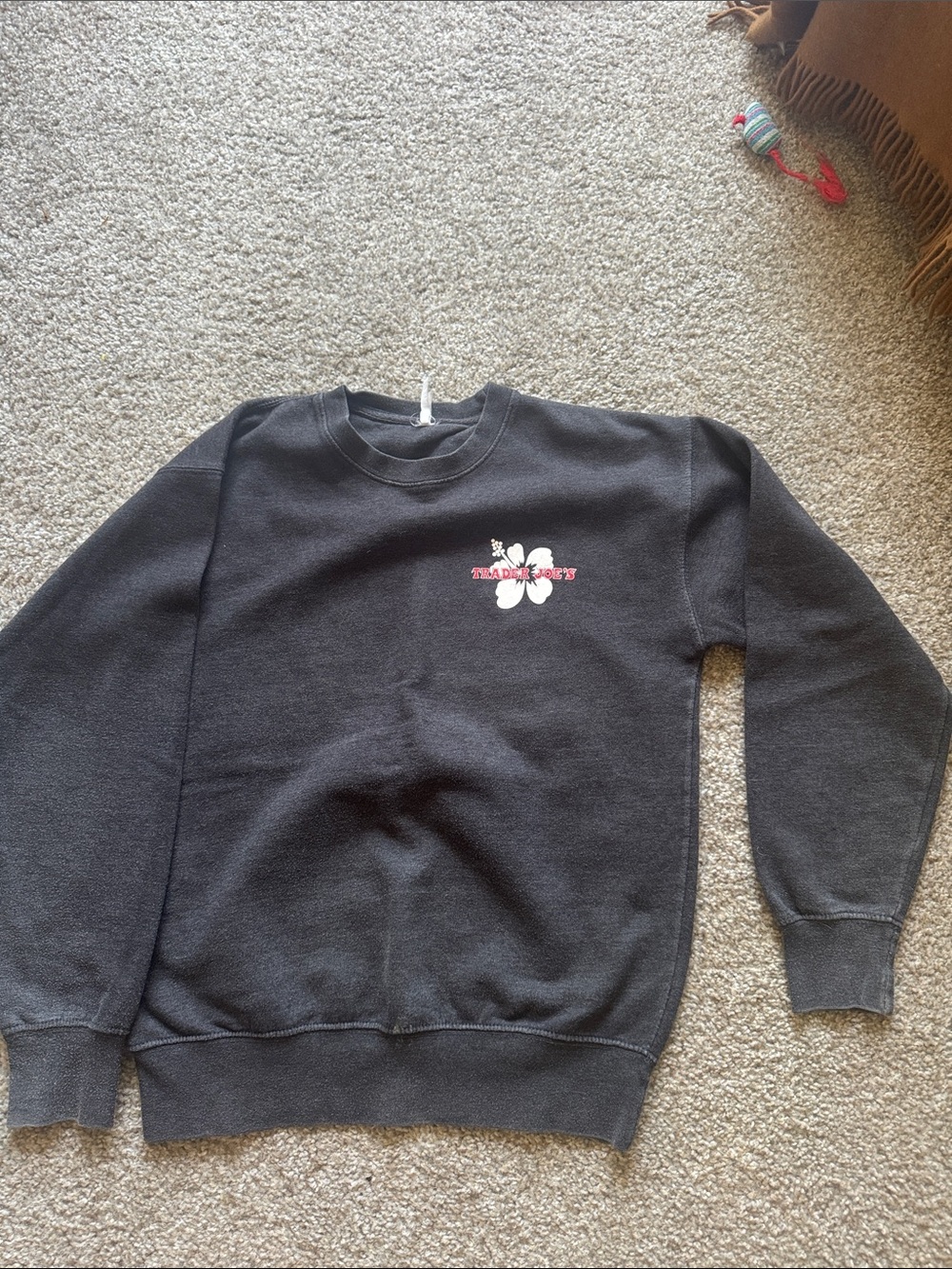 Trader Joe’s Charcoal Hibiscus Crewneck Sweatshirt Small